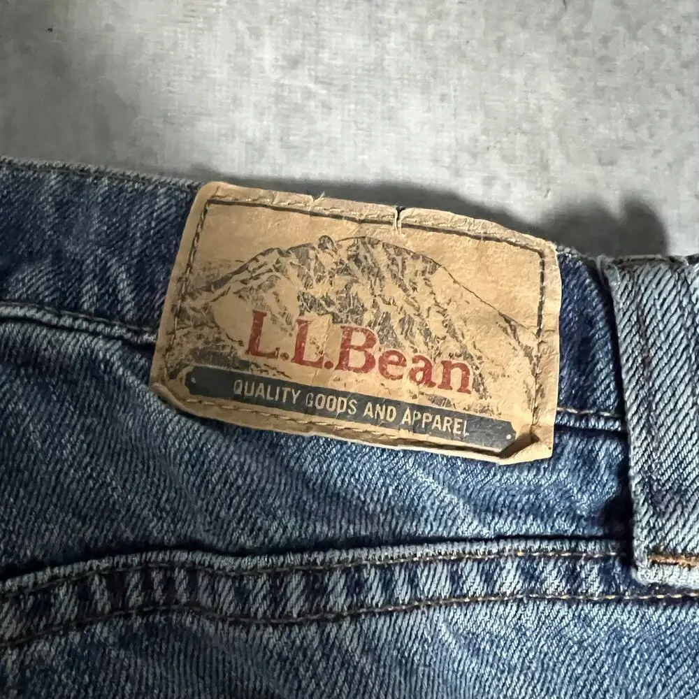 L.L. Bean waist 31